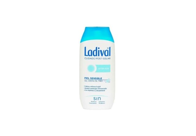 Ladival Allerg After Sun Crema 200ml es una hidratante que mantiene la piel calmada.